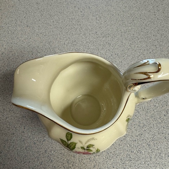 Rosenthal Courtship Creamer 4 3/8” pompadour selb germany - Picture 6 of 6